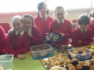 Primary 6/7 Bake sale!